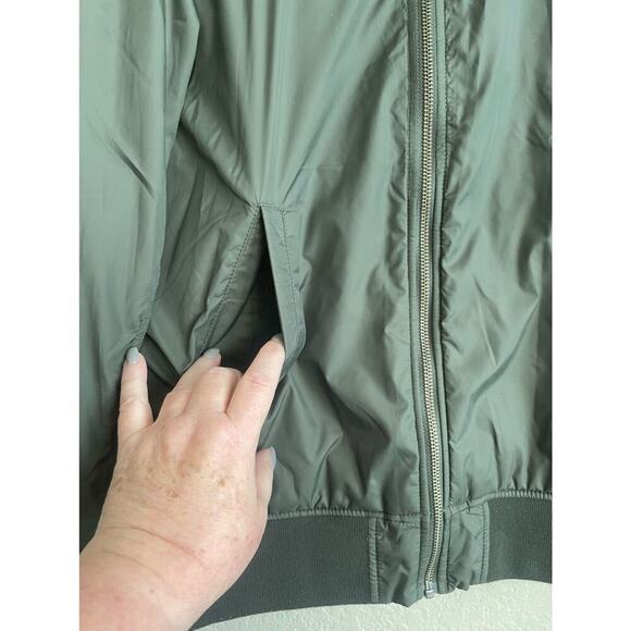 Y2K Uniqlo Youth Bomber Flight Jacket 13 Green Front Zip Streetwear ‎ Gorpcore - Picture 6 of 10